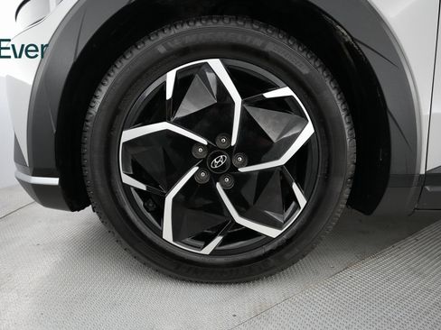 Used 2023 Hyundai Ioniq 5 SEL image 19