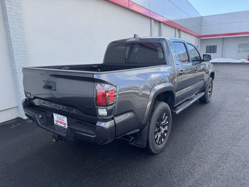 Used 2023 Toyota Tacoma Limited w/ Nightshade Package image 5