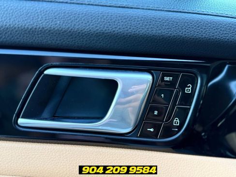 Used 2020 Porsche Panamera 4 AWD/4WD image 19