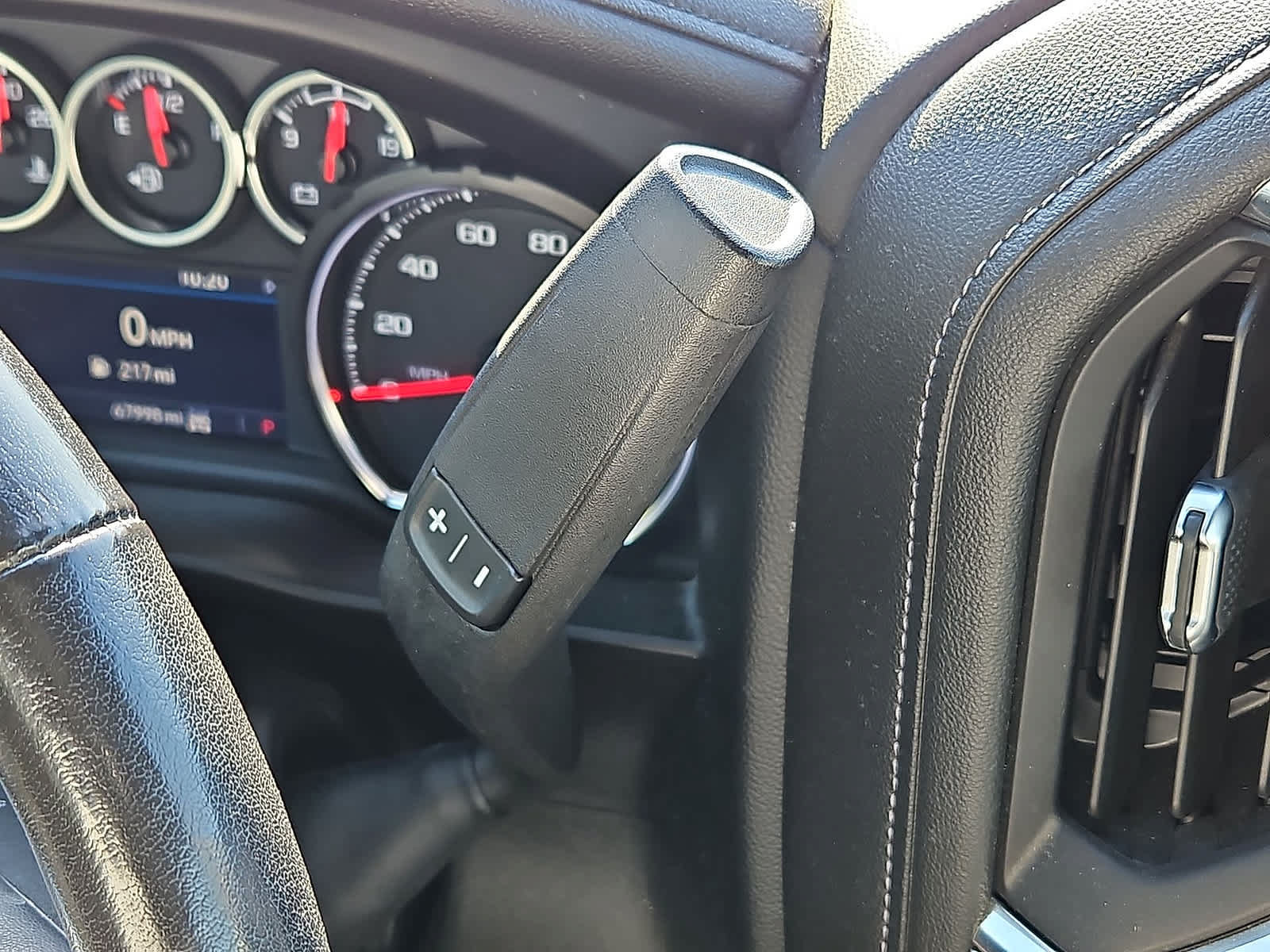 Used 2022 Chevrolet Silverado 2500 LTZ w/ LTZ Convenience Package AWD/4WD image 21