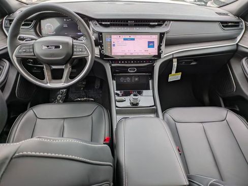 New 2026 Jeep Grand Cherokee Limited AWD/4WD image 23