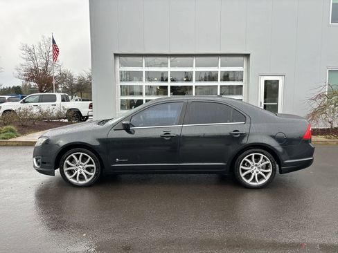 Used 2010 Ford Fusion Hybrid image 2