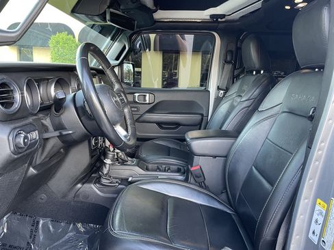 Used 2019 Jeep Wrangler Unlimited Sahara w/ Quick Order Package 24M Moab AWD/4WD image 20