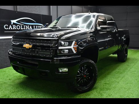 Used 2014 Chevrolet Silverado 2500 LTZ w/ LTZ Plus Package image 1