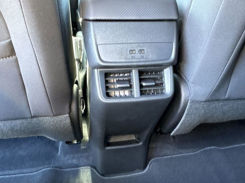 New 2026 Chevrolet Equinox LT image 23