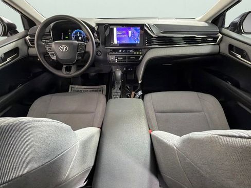 Used 2026 Toyota Camry LE w/ Convenience Package image 32