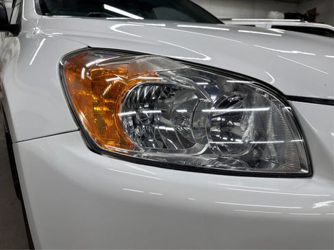 Used 2012 Toyota RAV4 4WD w/ Value Pkg image 32