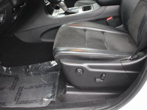 Used 2021 Jeep Grand Cherokee Laredo X image 22