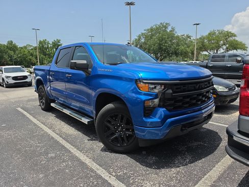 Used 2022 Chevrolet Silverado 1500 Custom RWD image 1