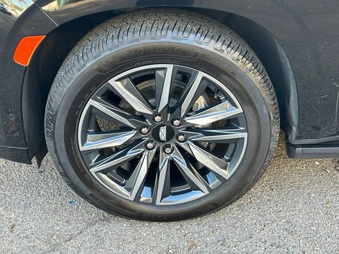 Used 2021 Cadillac Escalade ESV Sport Platinum RWD image 19