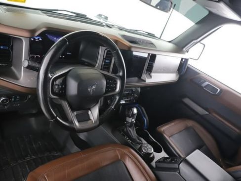 Used 2021 Ford Bronco Outer Banks AWD/4WD image 17