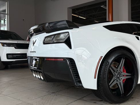 Used 2016 Chevrolet Corvette Z06 image 12