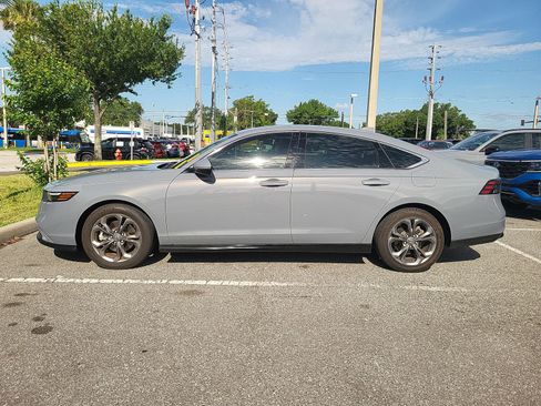 Used 2023 Honda Accord EX-L image 8