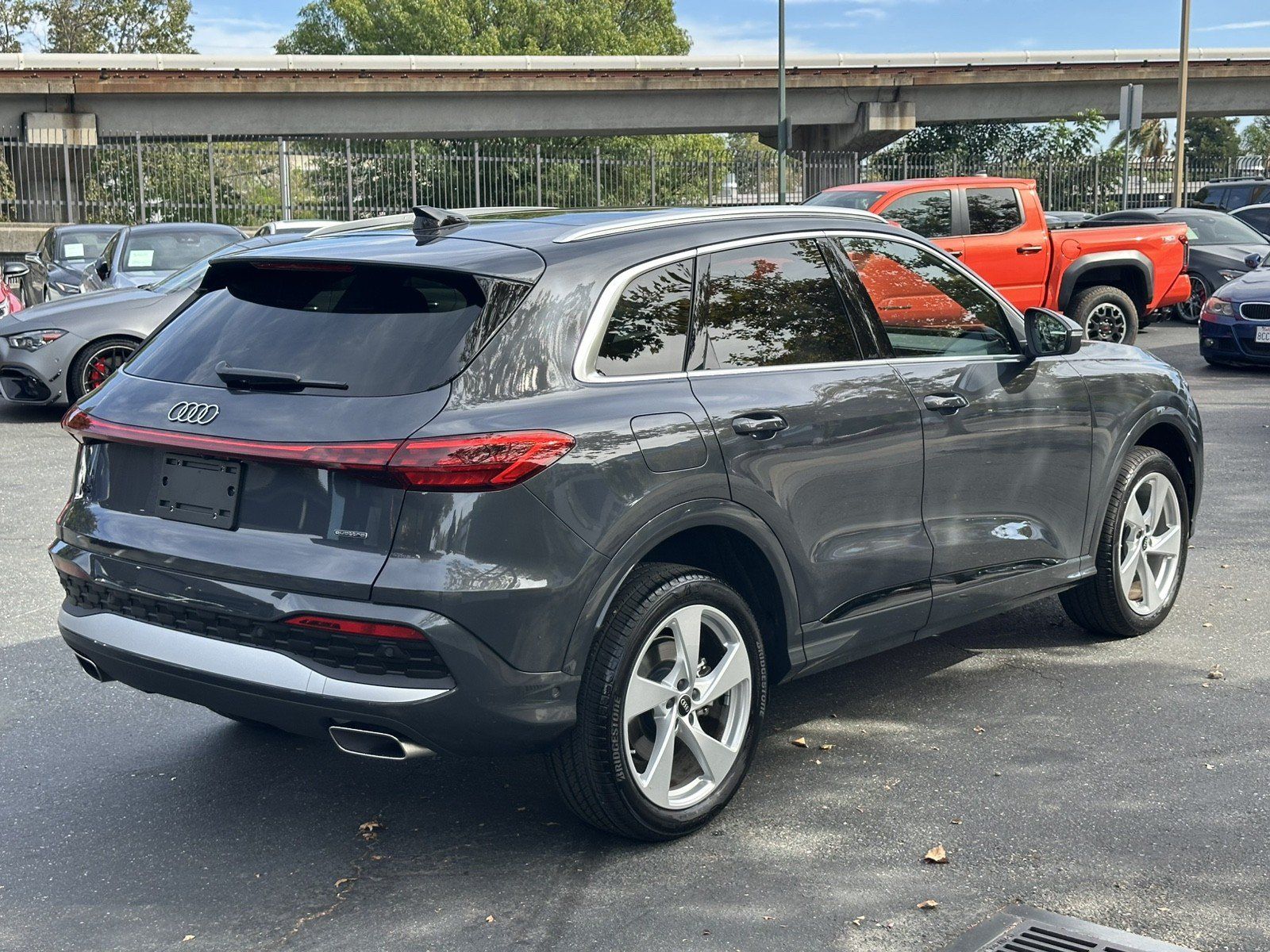 Used 2025 Audi Q5 Premium Plus AWD/4WD image 8