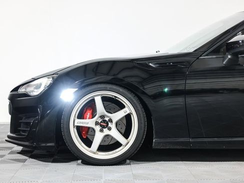 Used 2018 Subaru BRZ Limited w/ Performance Package RWD image 14