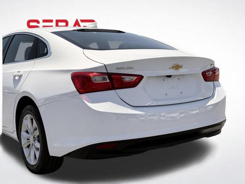 Used 2024 Chevrolet Malibu LT FWD image 3