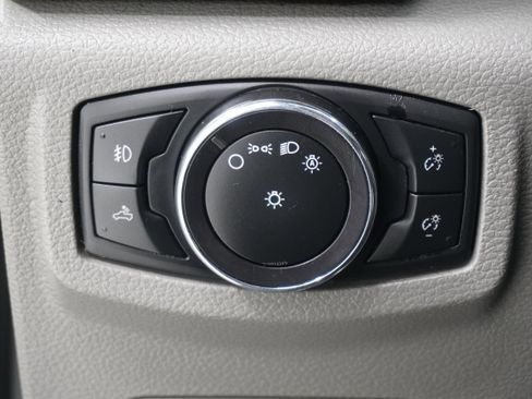 Used 2019 Ford F150 XLT image 21