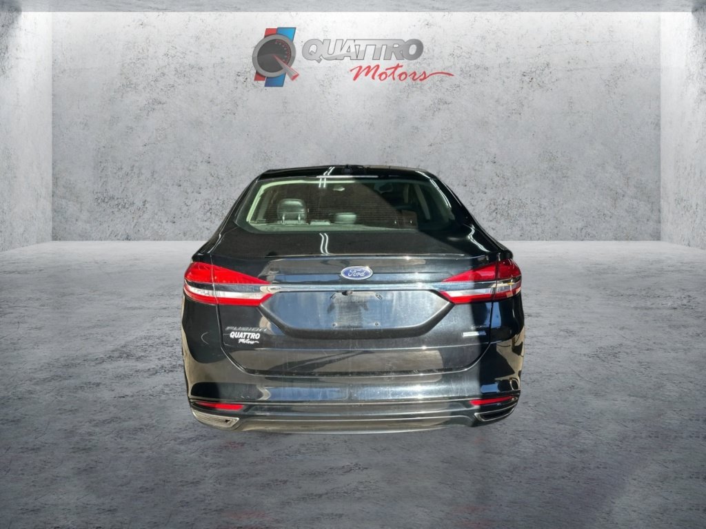 Used 2017 Ford Fusion SE AWD/4WD image 4