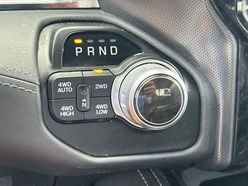 Used 2022 RAM 1500 Limited w/ Body Color Bumper Group AWD/4WD image 23