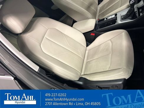 Used 2022 Audi Q3 2.0T Premium Plus AWD/4WD image 23