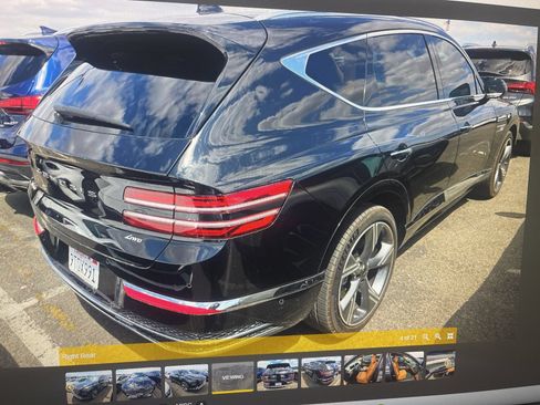Certified 2025 Genesis GV80 2.5T Prestige AWD/4WD image 3