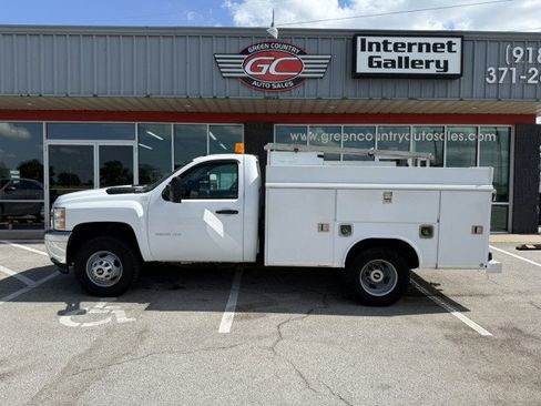 Used 2013 Chevrolet Silverado 3500 W/T w/ Skid Plate Package image 5