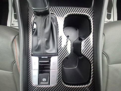 Used 2024 Hyundai Santa Cruz Limited image 34