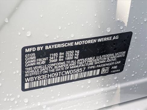 New 2026 BMW i7 M70 w/ Executive Package AWD/4WD image 19