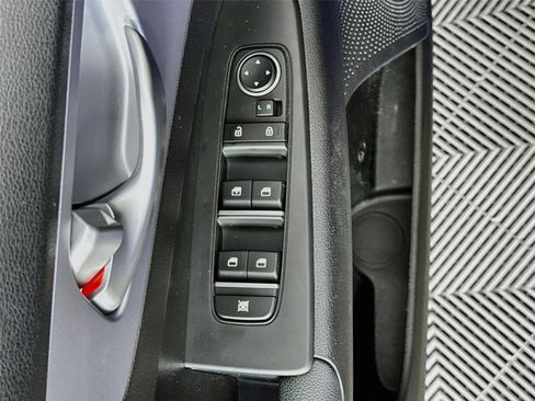 Certified 2024 Kia Forte LXS w/ LXS Technology Package FWD image 18