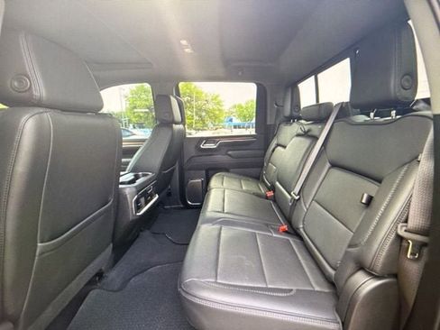 Used 2024 GMC Sierra 2500 Denali w/ Denali Reserve Package image 11