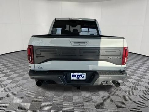 Used 2017 Ford F150 Raptor w/ Equipment Group 802A Luxury AWD/4WD image 8