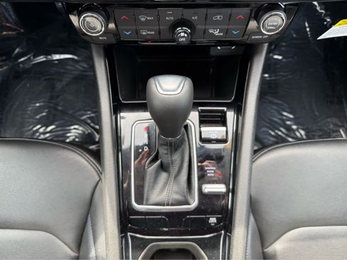 Used 2026 Jeep Compass Limited image 24