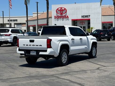 Used 2026 Toyota Tacoma SR5 RWD image 5