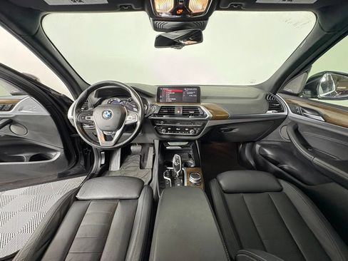 Used 2019 BMW X3 xDrive30i w/ Premium Package AWD/4WD image 4