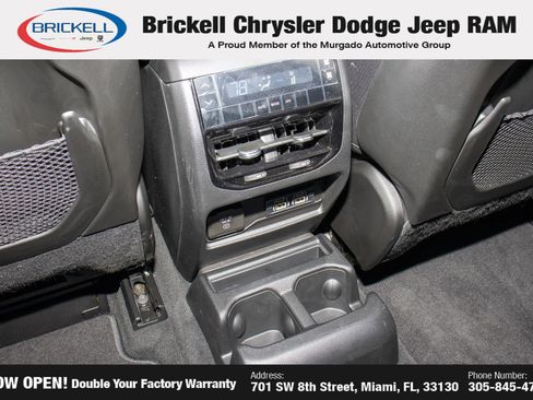 Used 2025 Jeep Grand Cherokee L Altitude AWD/4WD image 21