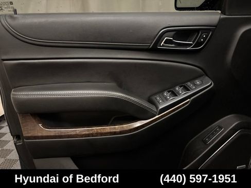 Used 2019 Chevrolet Tahoe LT w/ Luxury Package AWD/4WD image 13