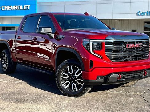 Used 2024 GMC Sierra 1500 AT4 w/ AT4 Premium Package image 11