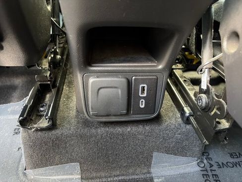 Used 2023 Chevrolet TrailBlazer LT w/ Convenience Package FWD image 25