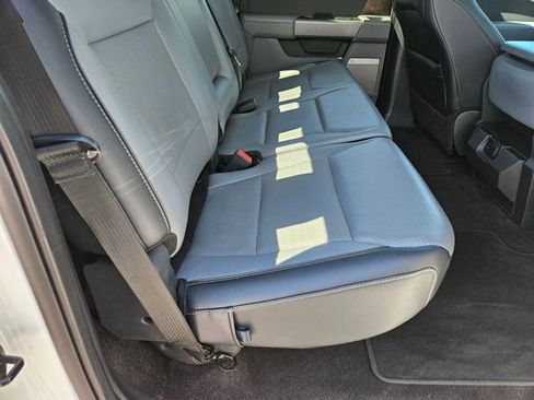 Used 2022 Ford F150 Lariat w/ Max Trailer Tow Package image 19