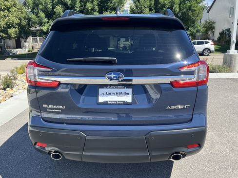 Certified 2025 Subaru Ascent Premium w/ Popular Package #2 AWD/4WD image 5
