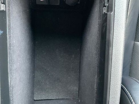 Used 2014 Lexus ES 300h w/ Luxury Package w/Bamboo Trim image 17