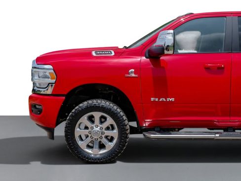 Used 2023 RAM 3500 Laramie AWD/4WD image 10