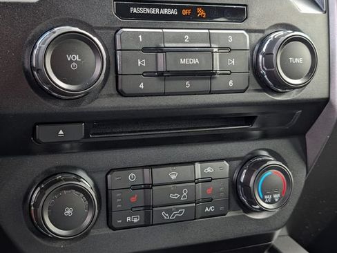 Used 2018 Ford F150 XLT w/ Equipment Group 302A Luxury RWD image 17