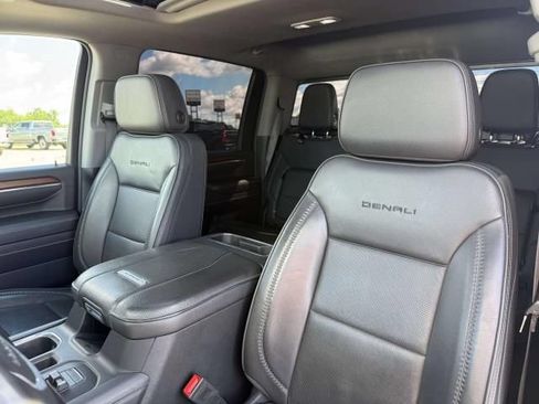 Used 2024 GMC Sierra 2500 Denali w/ Denali Reserve Package AWD/4WD image 13