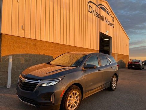 Used 2024 Chevrolet Equinox LT image 1