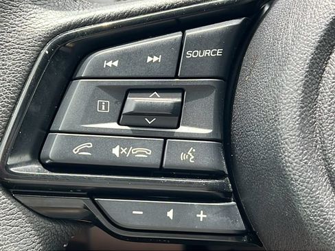 Used 2025 Subaru Forester Premium AWD/4WD image 20
