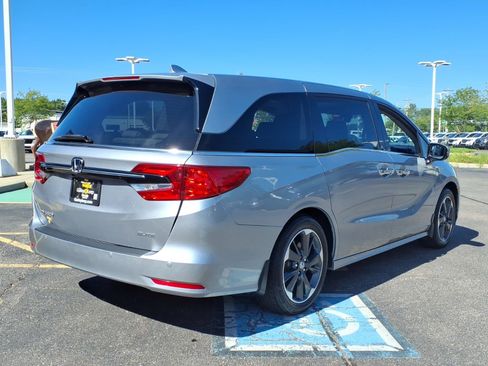 Used 2024 Honda Odyssey Elite image 12