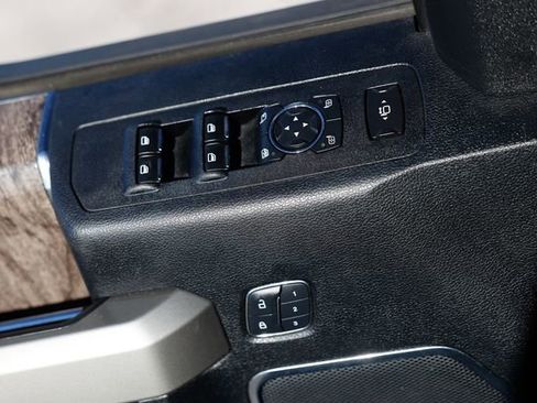 Used 2017 Ford F250 Lariat w/ Lariat Ultimate Package image 50