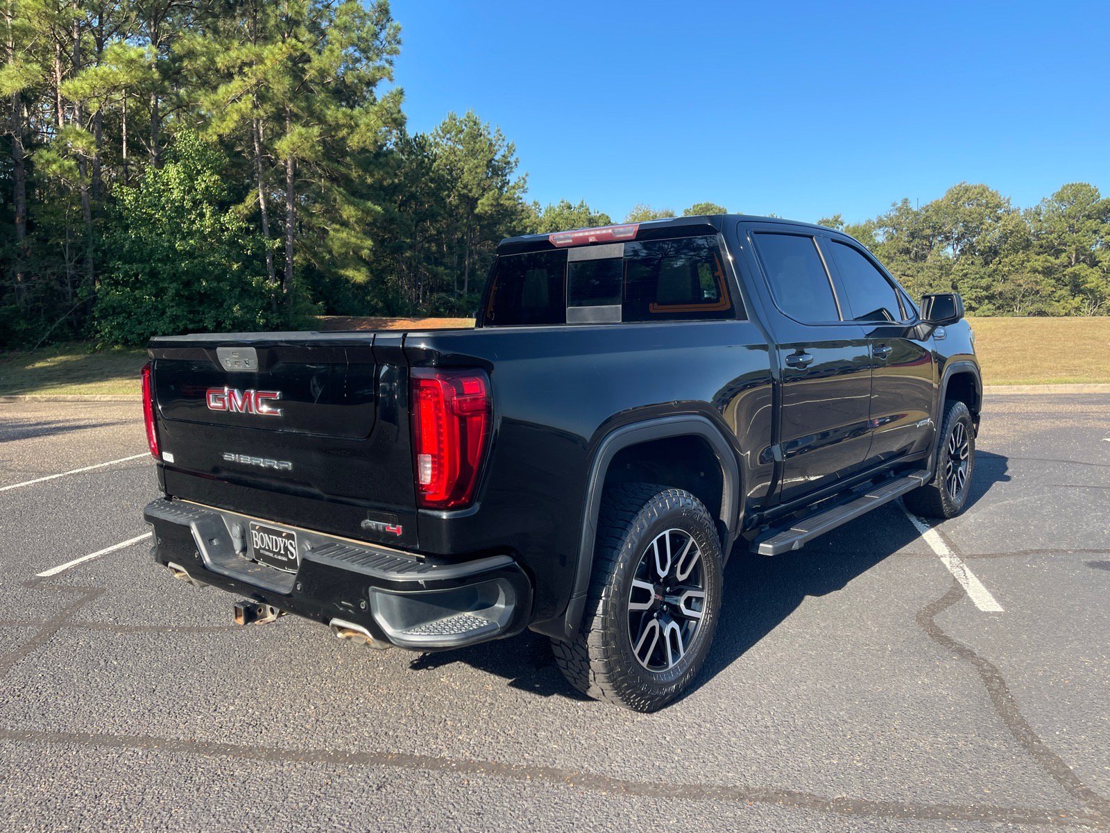 Used 2019 GMC Sierra 1500 AT4 w/ AT4 Premium Package AWD/4WD image 17