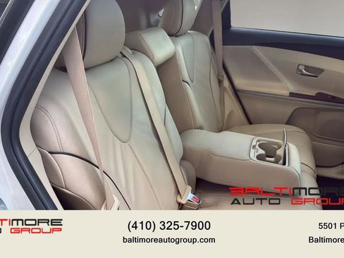 Used 2010 Toyota Venza AWD image 25